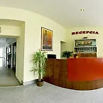 Raki Hotell 3*