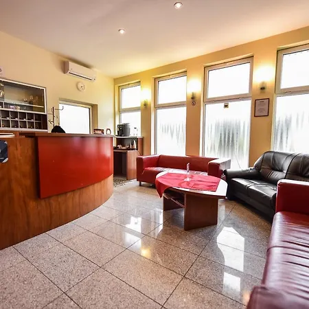 Raki Hotel Pressburg
