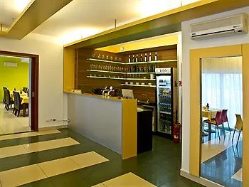 酒店 Raki 3*